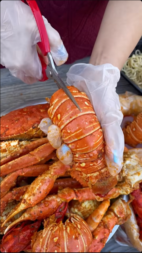 Ultimate Seafood Boil